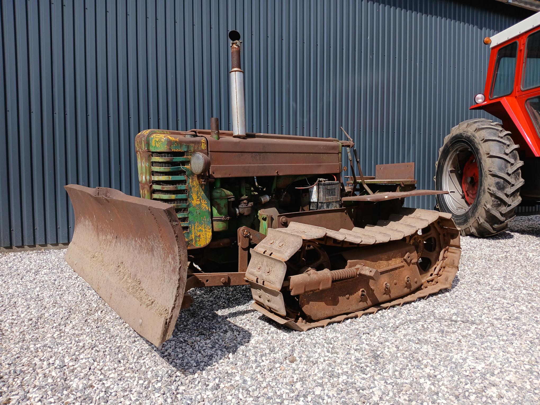 John Deere Crawler
